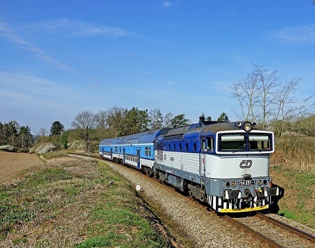 754051